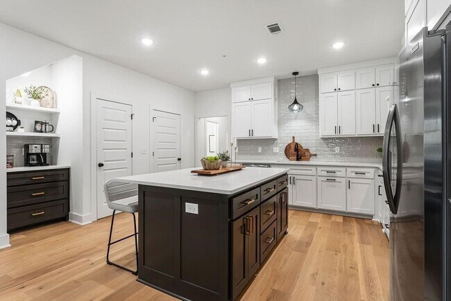 Foto del edificio - 4102 W Olive St