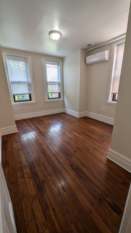 Foto del edificio - 2442 N 18th St