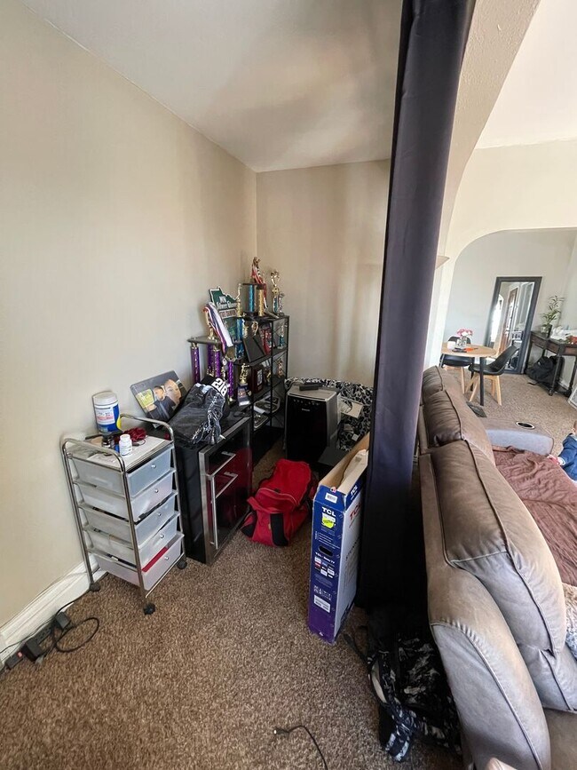 Foto del edificio - 510 N 23rd Ave W