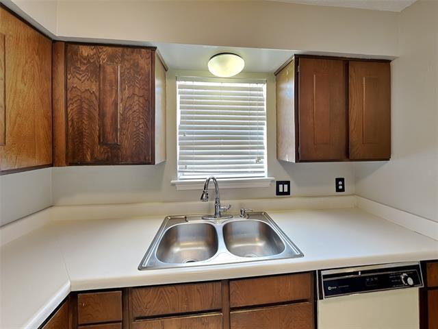 Foto del edificio - 931 Roaring Springs Rd