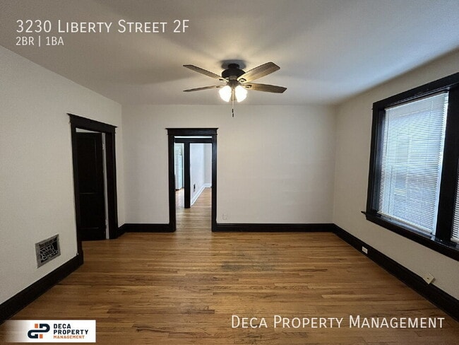Building Photo - 2 Bedroom 1 Bathroom Apartment