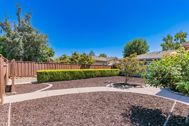 Building Photo - 16210 LG Almaden Road