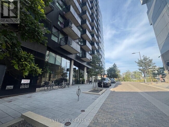 Building Photo - 51 Trolley Cres