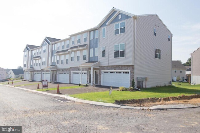 Foto del edificio - 1837 Shady Ln