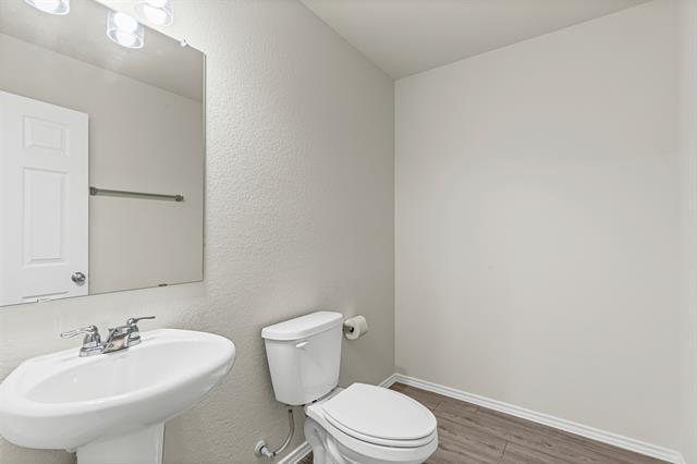 Foto del edificio - 4428 Greenham Ln.