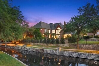 Building Photo - 2906 Cottonwood Ln