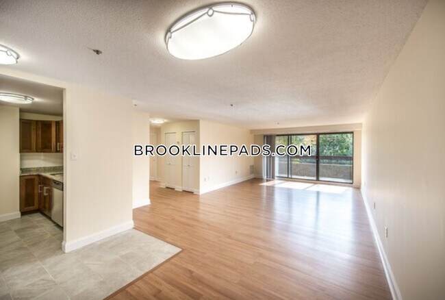 Foto del edificio - 1111 Beacon St