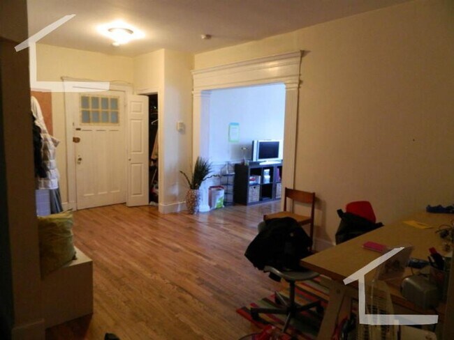Foto del edificio - Nice 4 bed in Brookline
