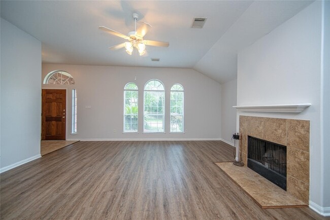 Building Photo - 13205 Enchanted Way