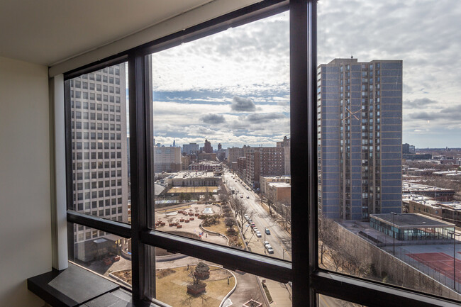 Foto del edificio - 5415 N Sheridan Rd