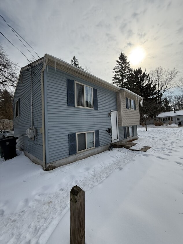 Photo - 1250 Lilac Ave (East Lansing, MI)