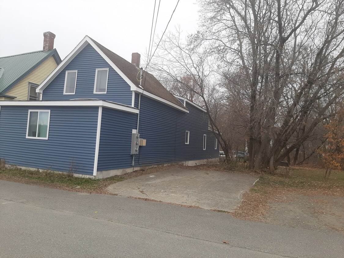 Exterior - 241 Water St