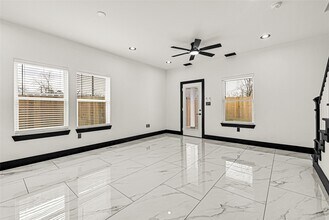 Building Photo - 13106 Donegal Way