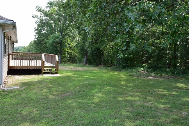 Building Photo - Cute 3 Bedroom Home in Waynesville