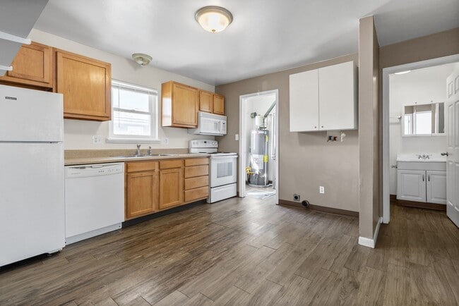 Building Photo - 4021 Goodell Ln