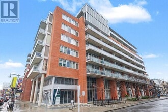 Building Photo - 354 Gladstone Ave