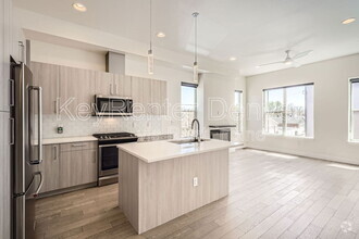 Building Photo - 3044 Wilson Ct