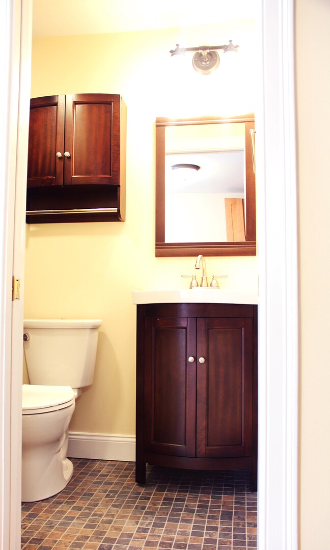 Foto del edificio - 155 Maple St