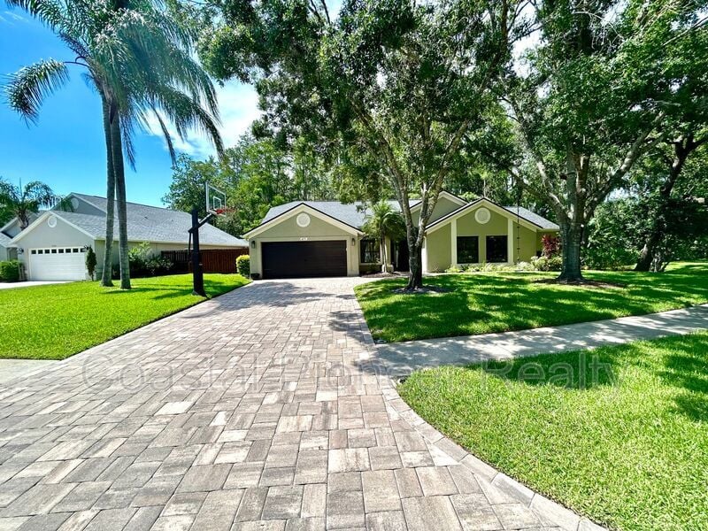 Primary Photo - 6711 Frontier Ln