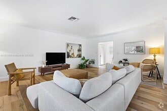 Building Photo - 65 Hendricks Isle