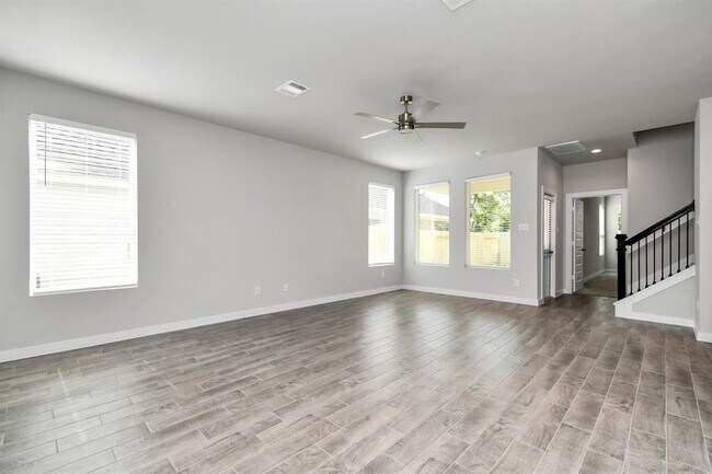 Building Photo - 6406 Old Cypress Trl