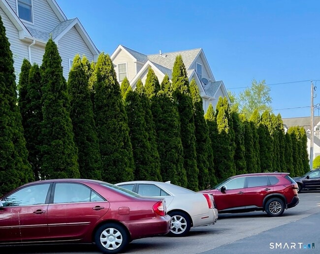 Building Photo - 31 Glenwood Ave