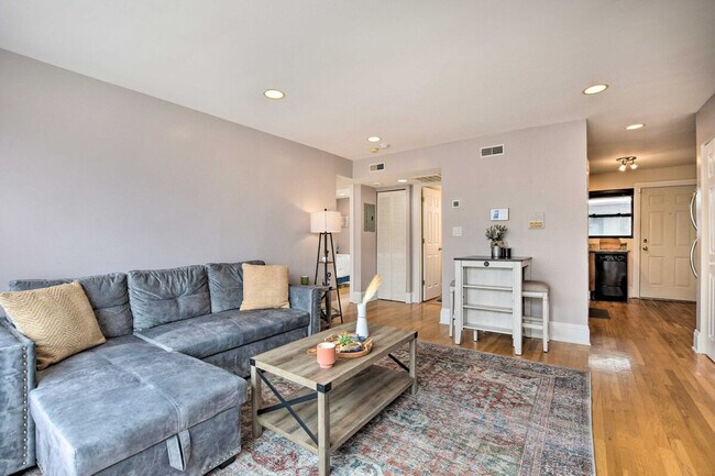 Foto del edificio - 7423 N Sheridan Rd