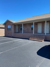 Building Photo - 215 Old Jacksboro Pike
