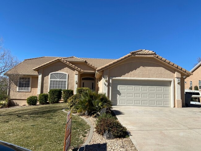 Building Photo - 163 N Stone Mountain Dr