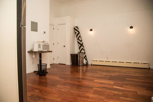 Foto del edificio - 487 Seneca Ave
