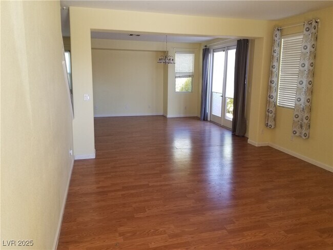 Building Photo - 7196 Cressida Ct