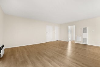 Building Photo - Melrose Place Apartments