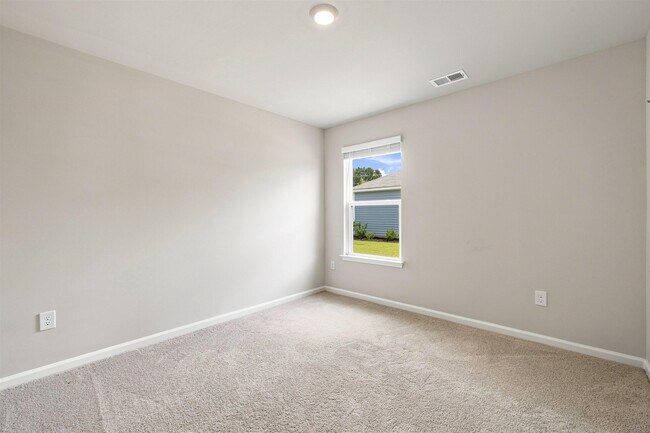 Foto del edificio - 208 Jeff Waters Cir