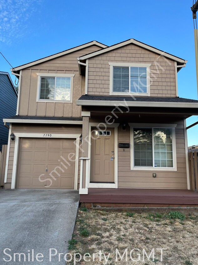 Primary Photo - 7740 SE 72nd Ave