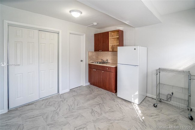 Foto del edificio - 1035 7th St