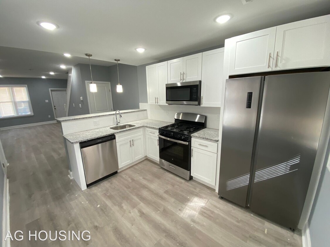 Primary Photo - 3 br, 1.5 bath House - 5552 Walton Ave