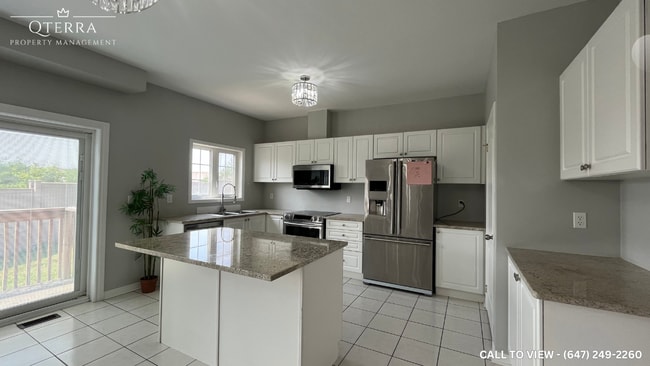 Building Photo - 42 Cookview Dr
