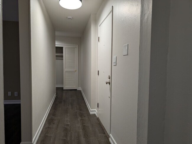 Foto del edificio - 590 El Dorado Ave