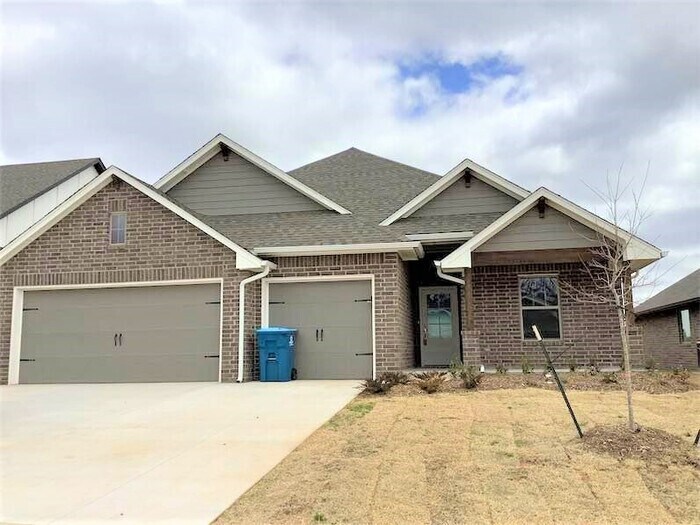 5224 White Gold Ave, Edmond, OK 73034 House for Rent in Edmond, OK