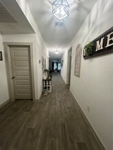 Building Photo - 827 Teal Moon Dr
