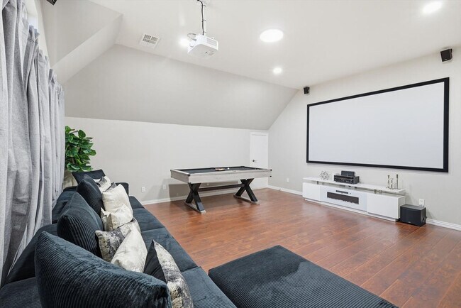 Foto del edificio - 4843 Golfside Dr