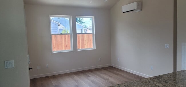 Foto del edificio - Nice New House for Rent!