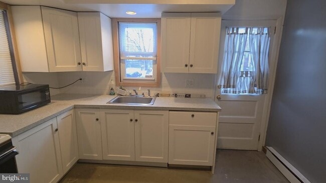 Foto del edificio - 3151 Tuckahoe Rd