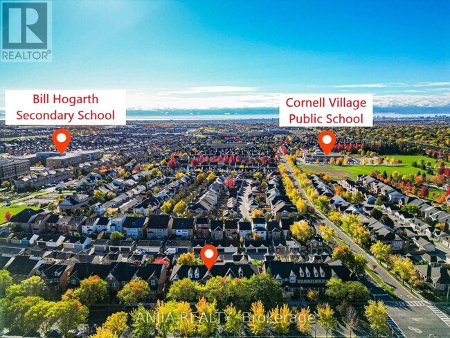 Photo du bâtiment - 81 White's Hill Ave