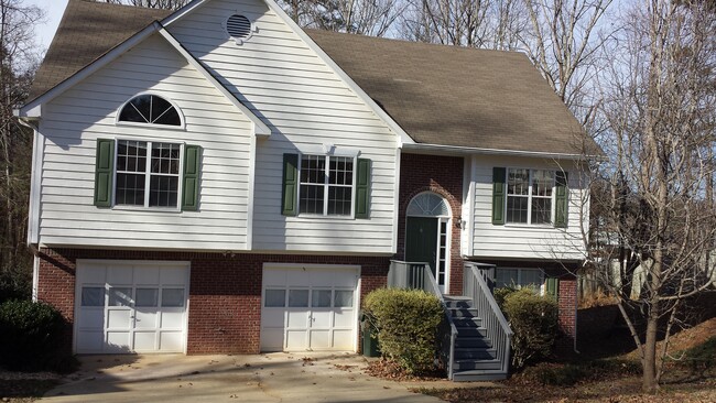 Building Photo - 3517 English Oaks Dr NW
