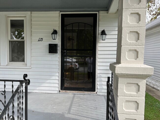 Foto del edificio - 113 N 29th St