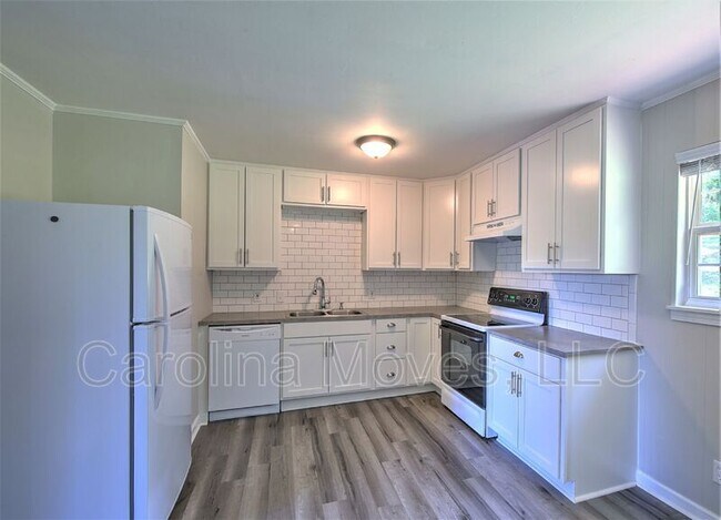 Building Photo - 520 Churchill Cir