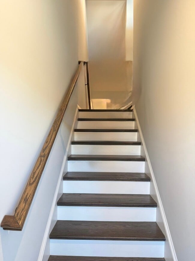 Building Photo - 1455 Creekside Cir NW