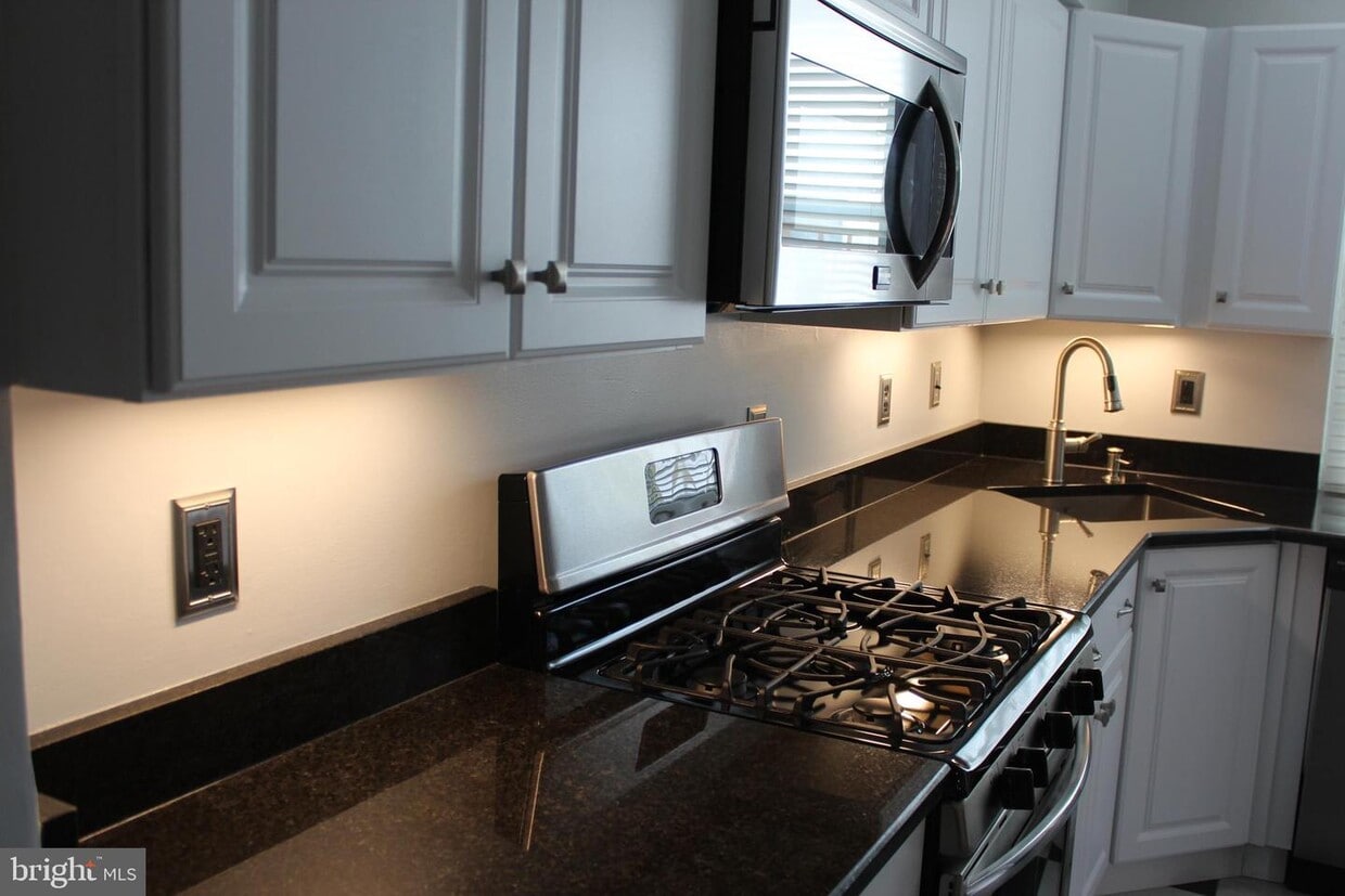 Foto principal - 3405 Greenway