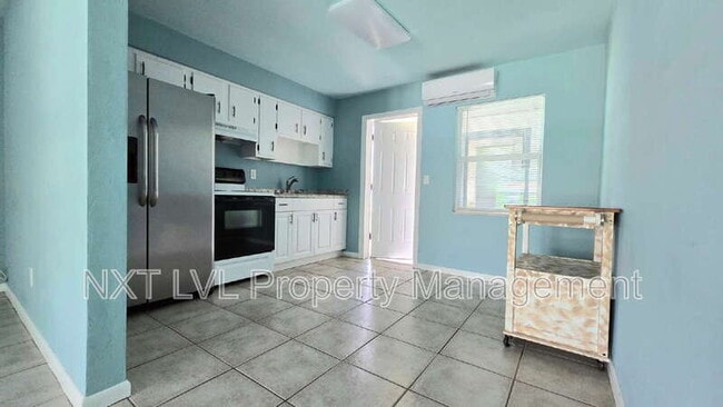 Foto del edificio - 603 SE 46th Ter